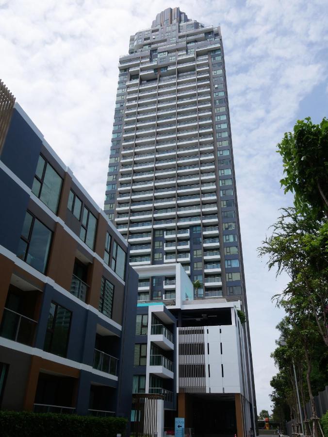 Aeras - The Ultimate Beachfront Experience Jomtien Beach Esterno foto
